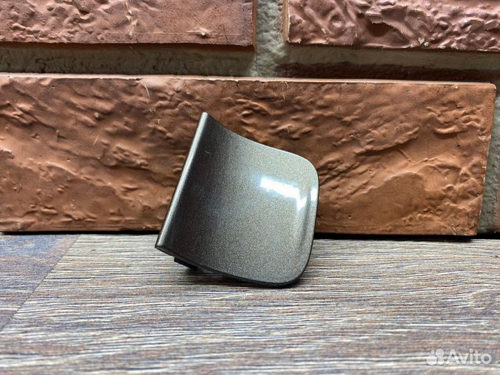 Заглушка в задний бампер Volvo XC60 2013-2017