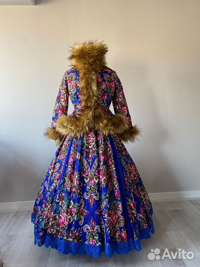 Комплект В русском стиле