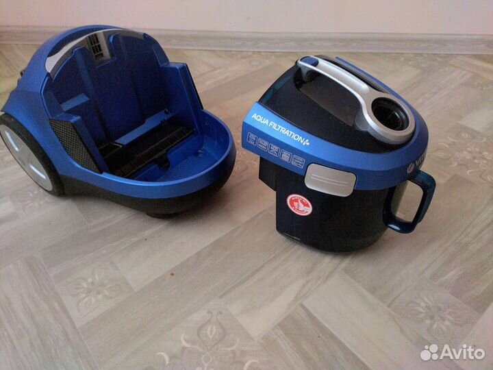 Пылесос Vitek VT-1886B с аквафильтром