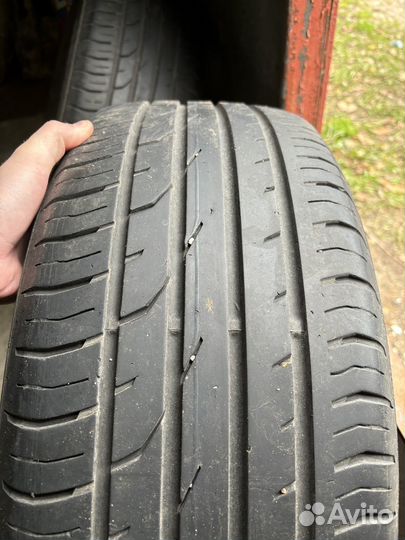 Continental ContiPremiumContact 2 215/55 R17 94V
