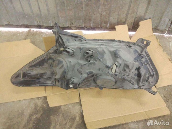 Фара правая Renault Kaptur