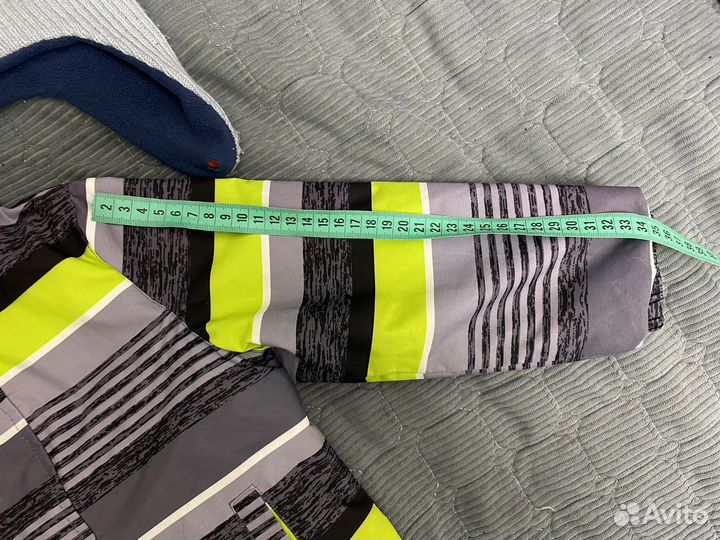 Зимняя яркая куртка на мальчика 104