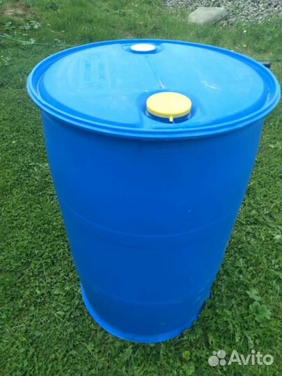 Бочка пластиковая бу 227л с вырезанной крышкой