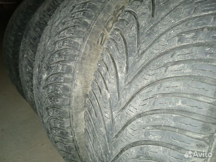 Bfgoodrich G-Force Winter 2 205/55 R16