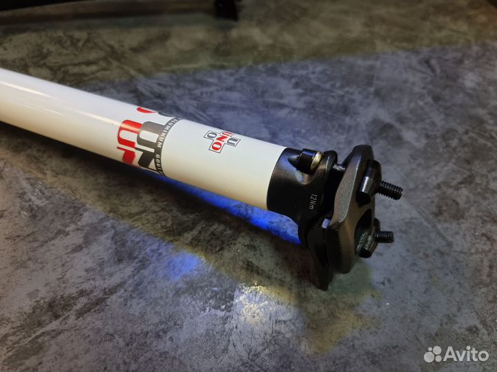 Подседельный штырь UNO AL 6061 31.6x300 с замком р