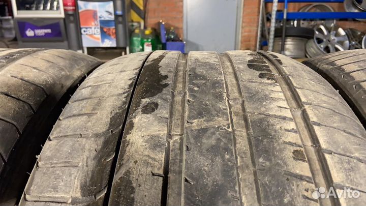 Pirelli P Zero 295/40 R21 111Y