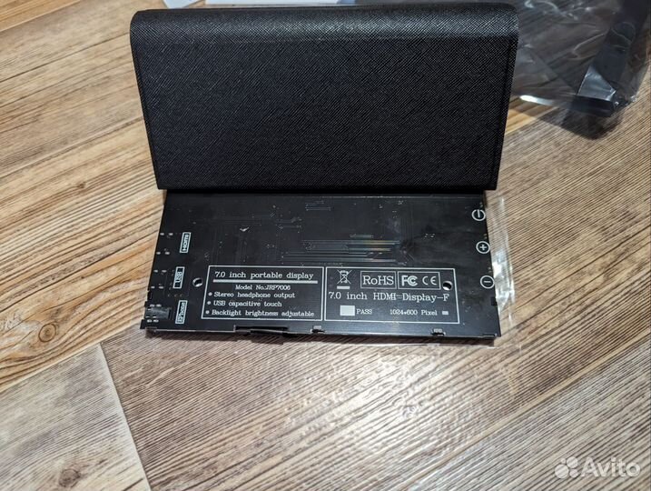 Сенсорный, портативный 7 дюймовый монитор