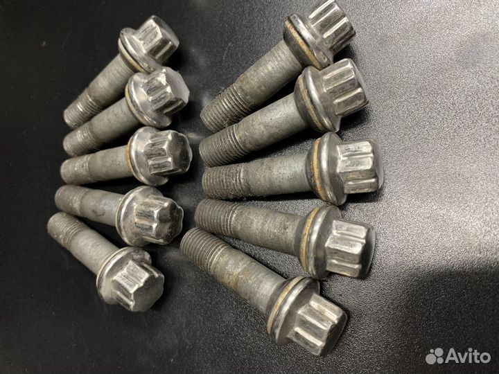 Болты колесные Mercedes S-Class W222