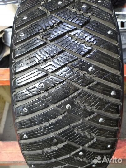 Goodyear Ultragrip Ice Arctic 195/55 R15