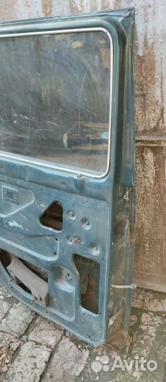 Дверь задняя левая на Нива ваз 2131