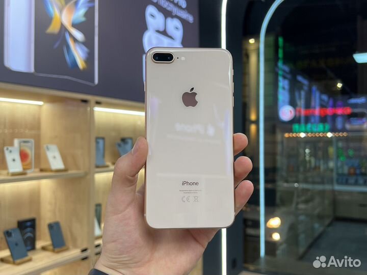 iPhone 8 Plus, 64 ГБ