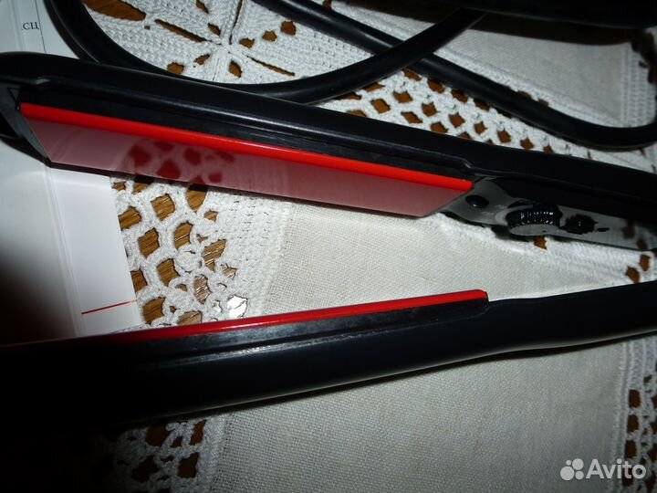 Выпрямитель(утюжок) для волос новый 