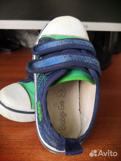 Кроссовки, сандали для мальчика 25, 26р