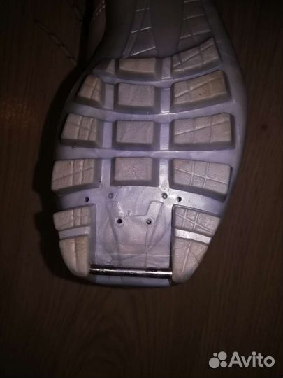 Лыжные ботинки