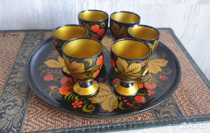 Рюмки деревянные с подносом