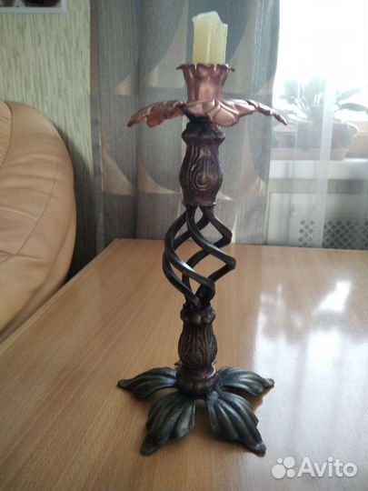 Подсвечник