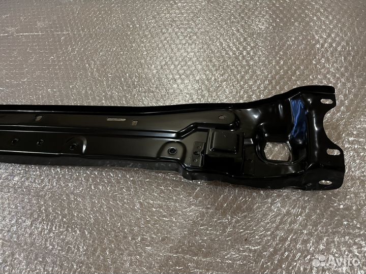 Верхняя панель телевизора Mercedes GLK X204 новая