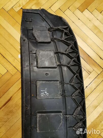 Пыльник переднего бампера Skoda Rapid