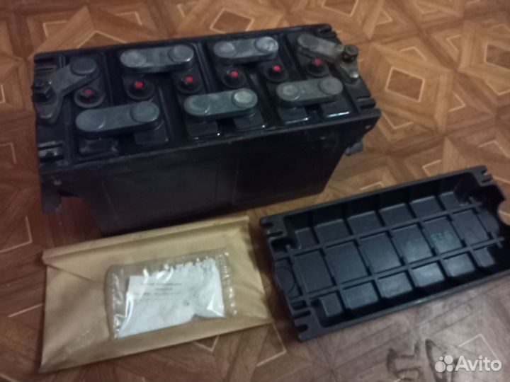 Бортовая аккумуляторная батарея 6-сам-55