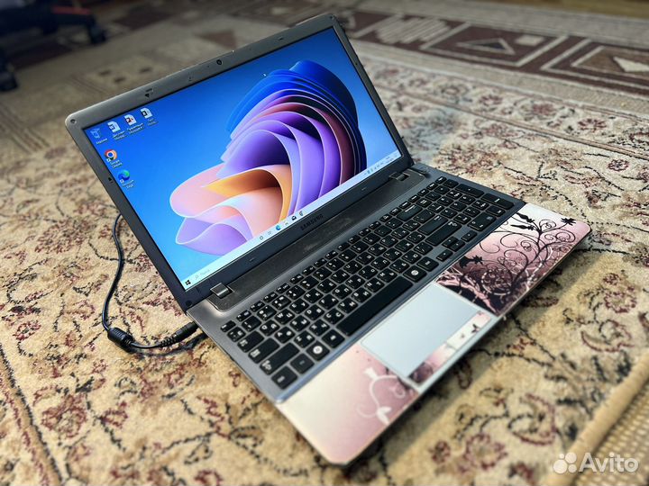 Мощный Ноутбук Samsung 8ядер/8гб/120гб ssd