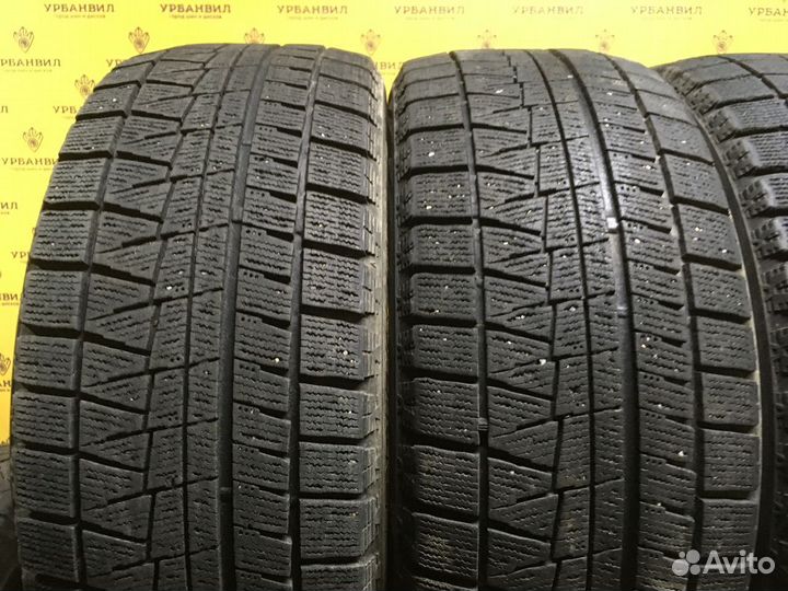 Bridgestone Blizzak Revo GZ 225/50 R17 94Q