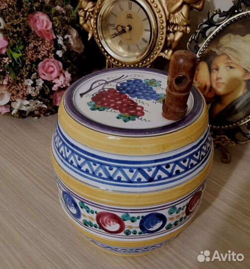 Бочка, винтаж. Керамика