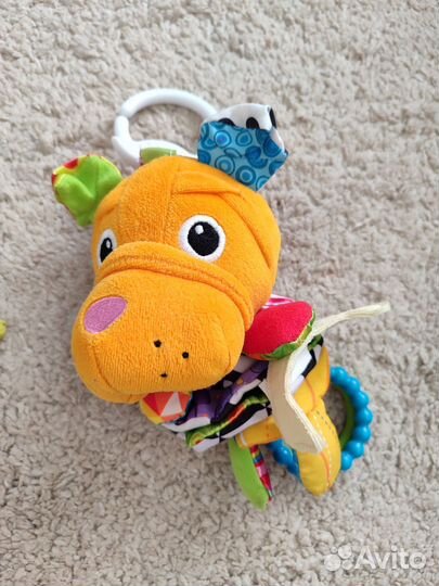 Развивающая игрушка Tomy lamaze шарпей