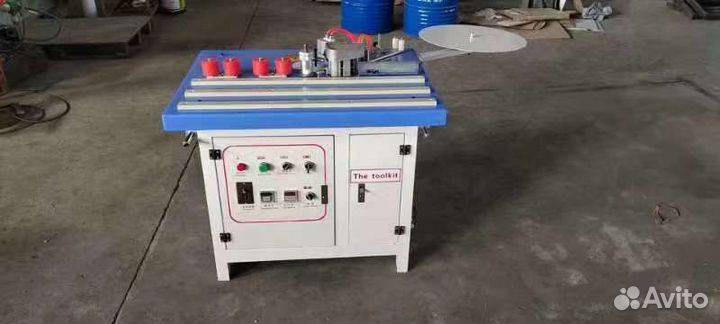 Кромкооблицовочный станок Avan MD525