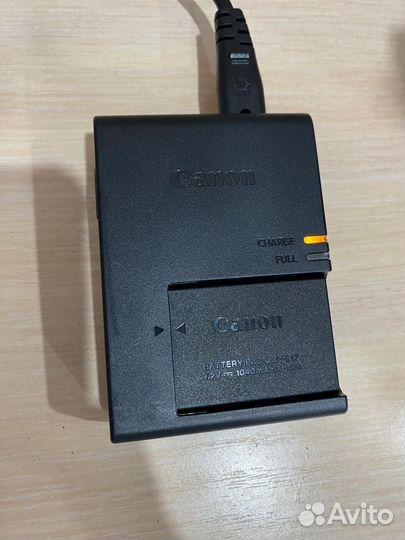 Зеркальный фотоаппарат canon eos 200d