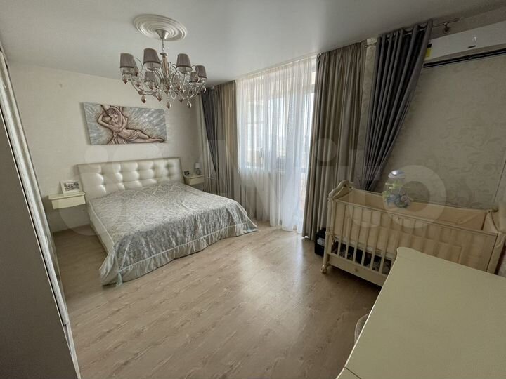 3-к. квартира, 117 м², 8/16 эт.