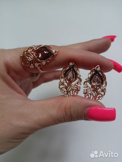 Комплект с натуральным султанитом