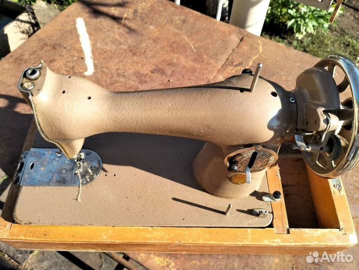 Швейная машинка
