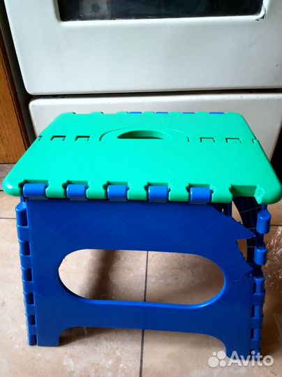 Садовый стульчик для рыбалки Табурет складной