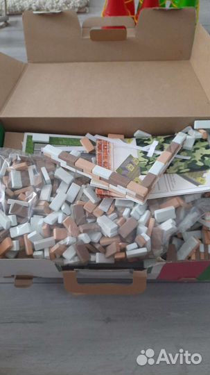 Детские игры. Пазлы, конструктор, гончарный круг