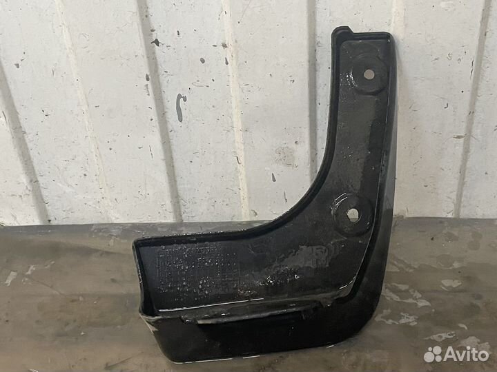 Брызговик Hyundai solaris