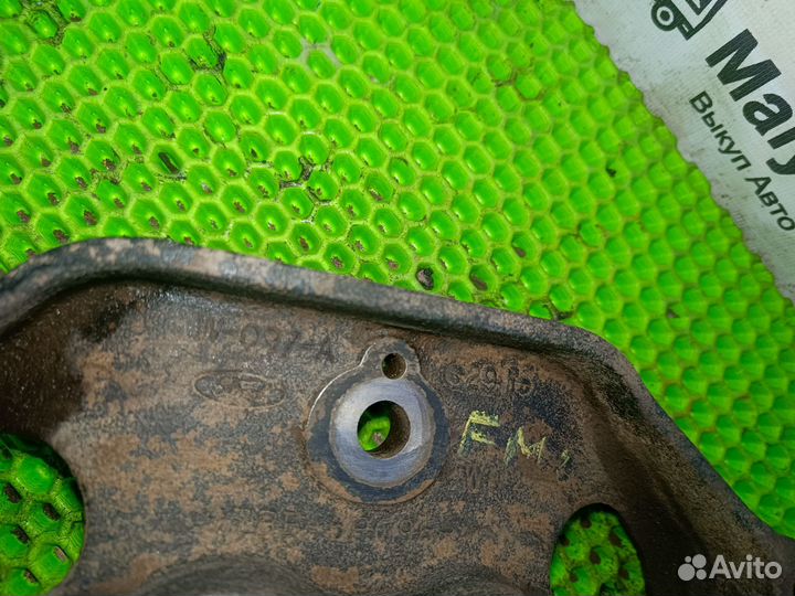 Кронштейн правой подушки двигателя Ford Mondeo 2