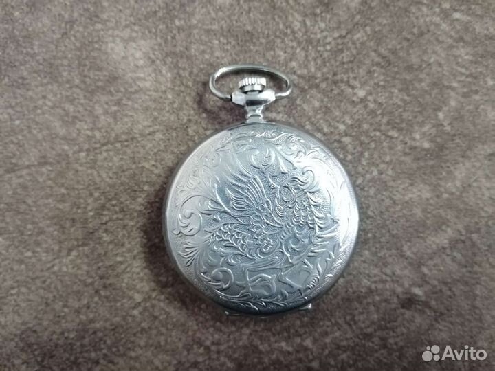 Карманные часы Молния разные