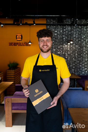 Официант (Кудрово)