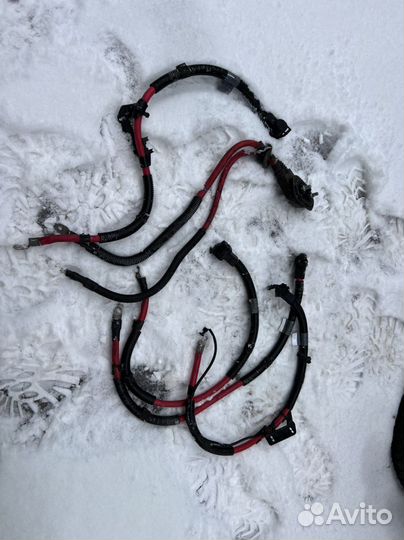 Плюсовой провод акб BMW e65 e66