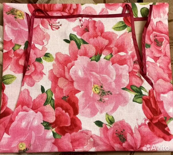 Кухонный фартук и грелка для заварочнго чайника