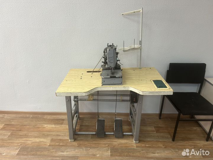 Закрепочная или петельная машина Подольск