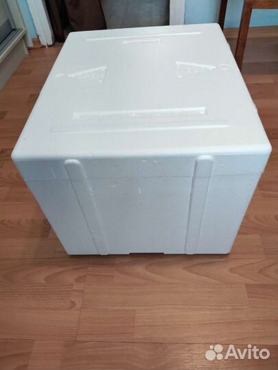 Термоконтейнер из пенопласта