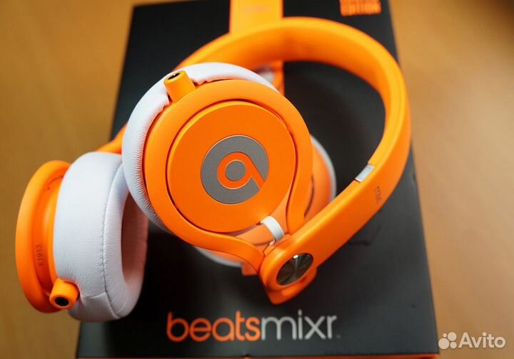 Наушники Beats Mixr от известного ди-джея