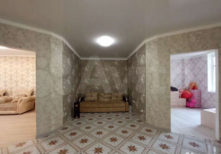 3-к. квартира, 106 м², 10/16 эт.