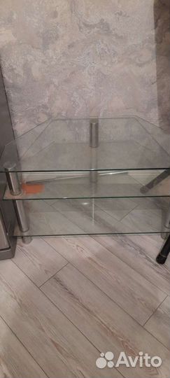 Стеклянная тумба