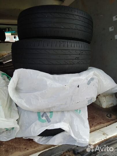 Bridgestone Dueler H/P 235/65 R17