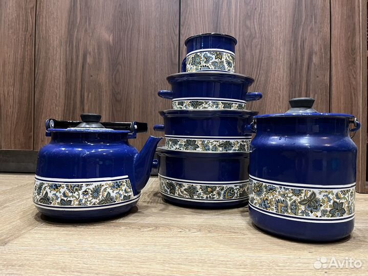 Набор столовой посуды эмалированный