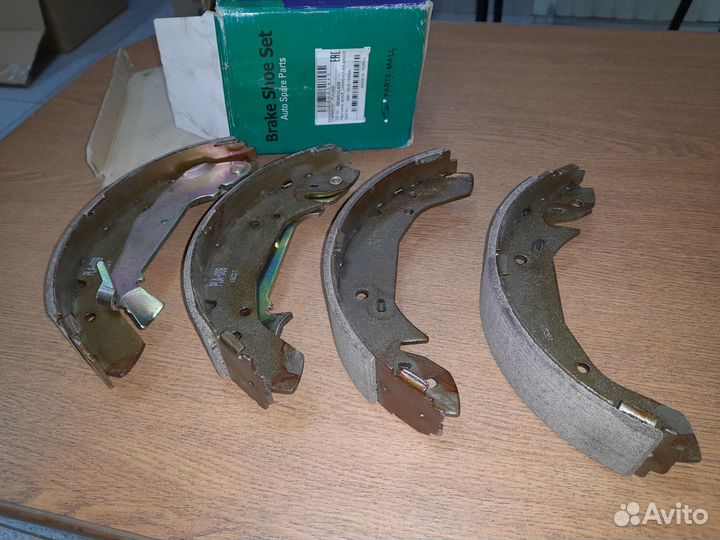 Hyundai Sonata/Kia Magentis Колодки Задние Новые