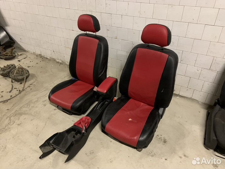 Салон Geely MK Cross 2011-2016г