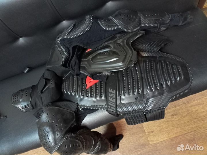 Мотозащита, черепаха Dainese